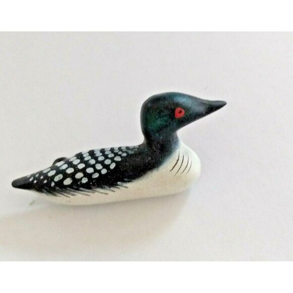 Hand Carved Bird Pin/Brooch (Canada Loon) Artist Russ Clark Ontario 2000 - Picture 3 of 8